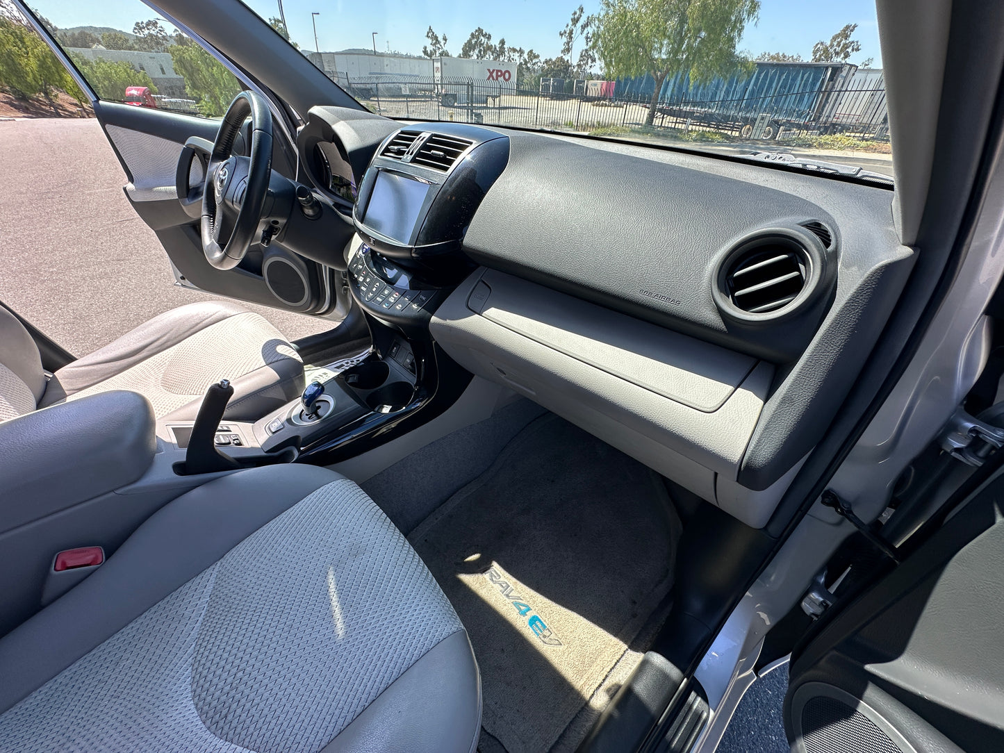 2012 Toyota Rav 4 EV